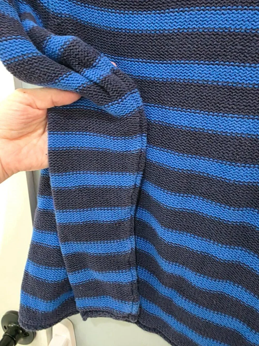 Old Navy Striped‎ Sweater – Women’s Small Blue & Navy Long Sleeve Pullover - Picture 6 of 10